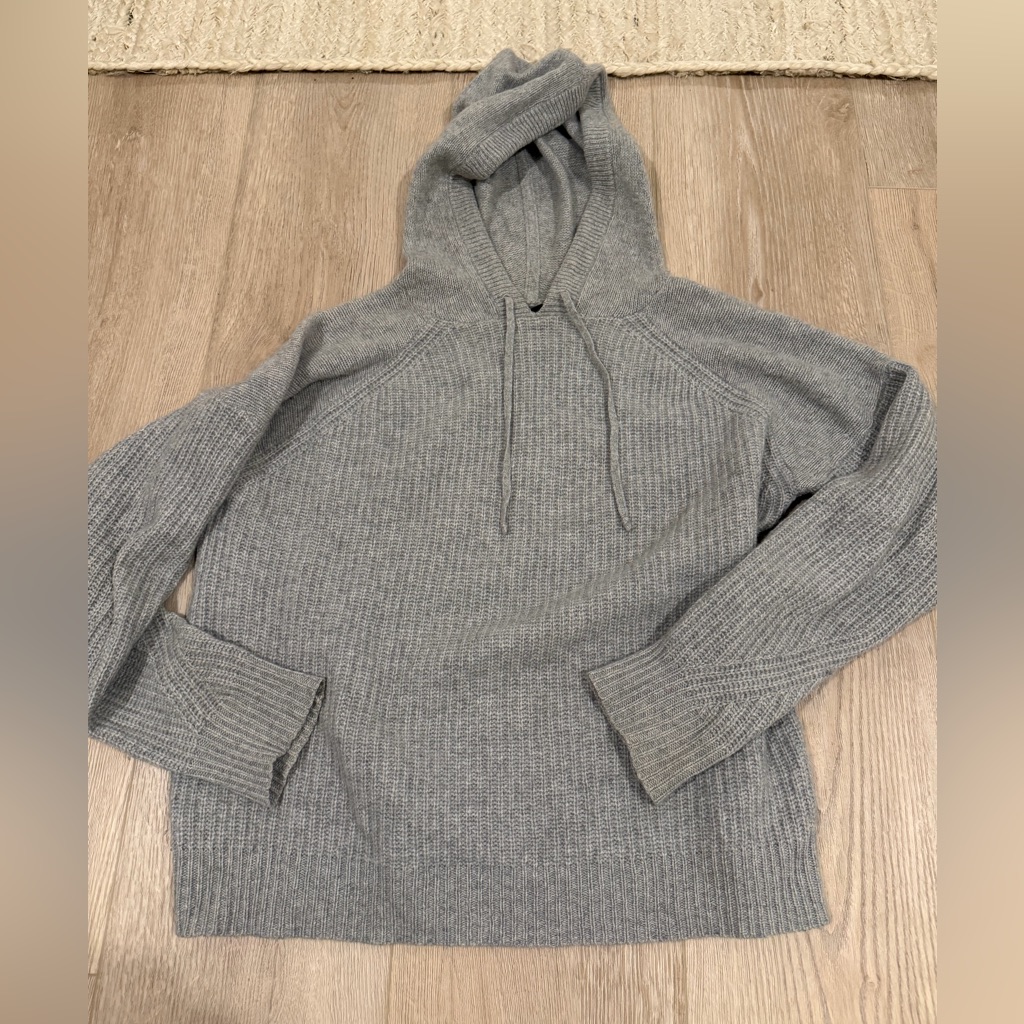 360 Cashmere Grey Ribbed Sweater Hoodie Size Small